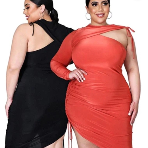 Dress - Picture 2 of 2